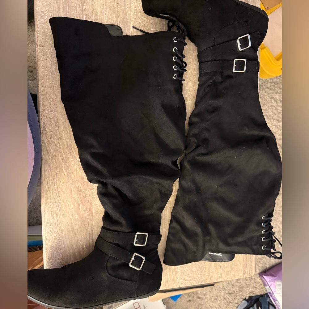 Torrid Thigh High Boots Size 10WW Black